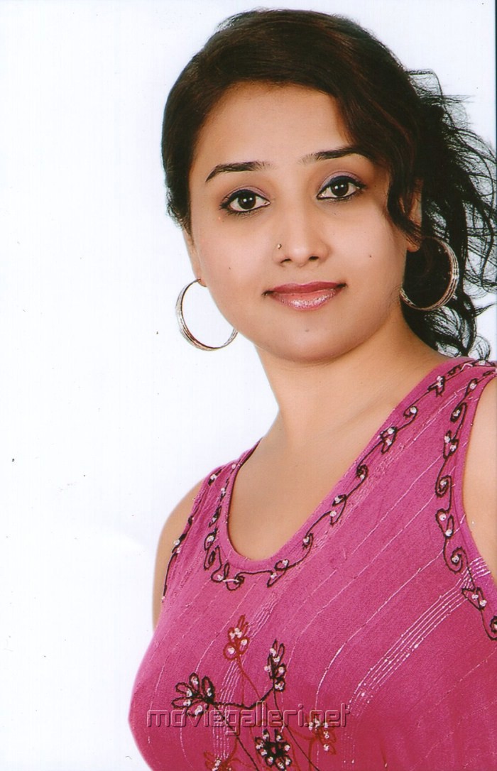 telugu serial actress sameera hot photos